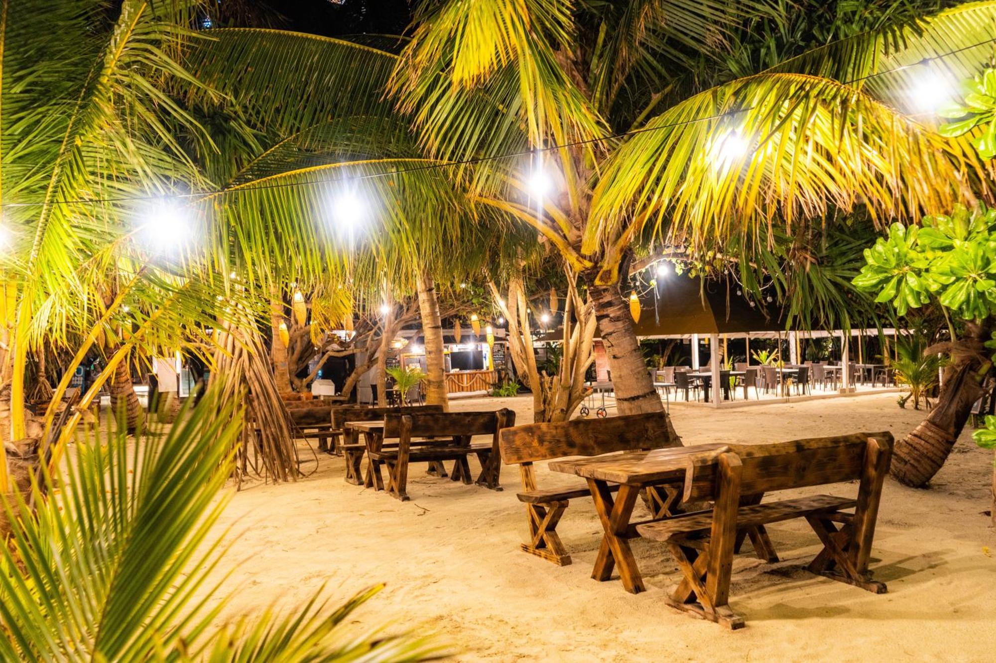 Dhiffushi Inn 외부 사진